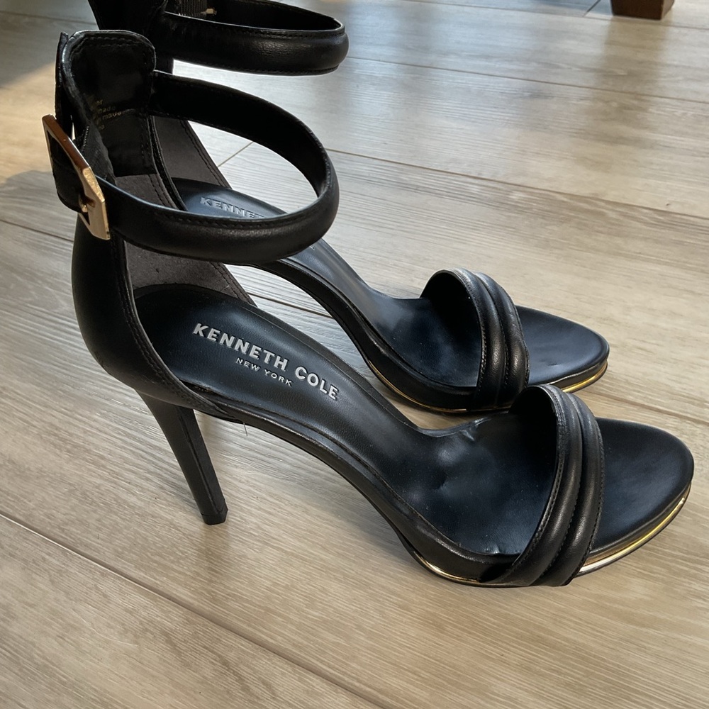 Kenneth Cole Black Women's Heeled Sandals